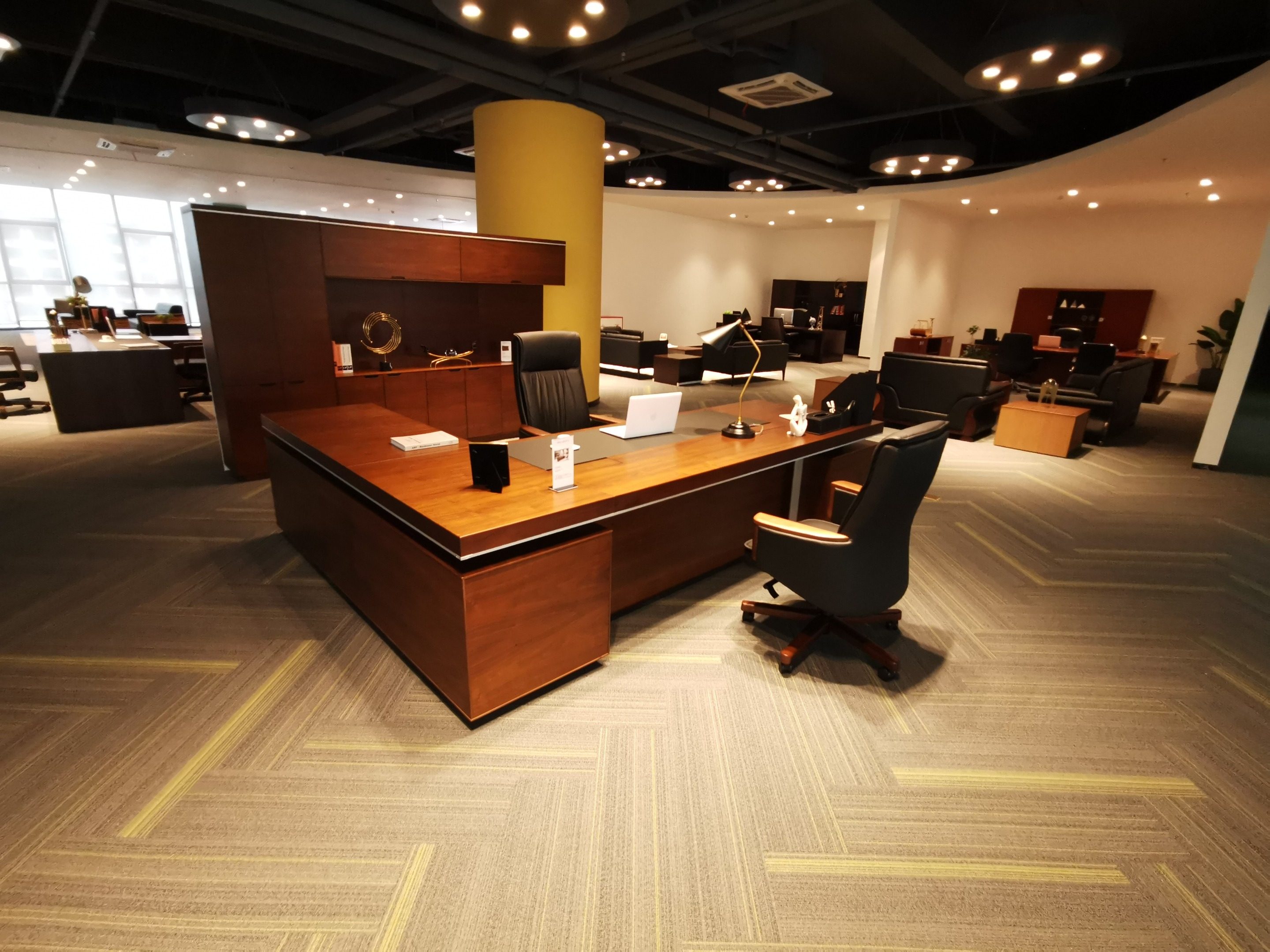King Chair shop